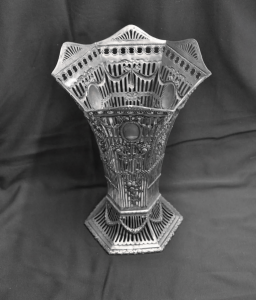 Beispielbild alte Silber-Vasen